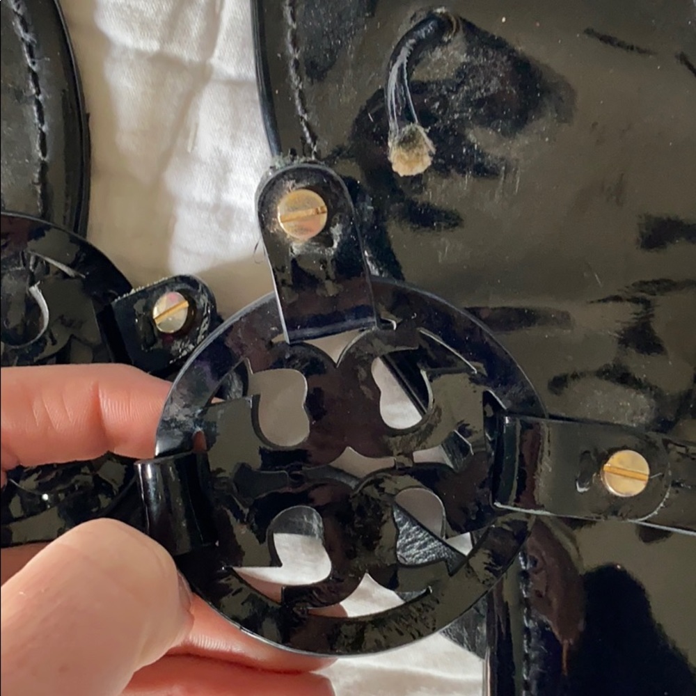 Tory Burch patent leather Millers - Picture 2 of 4